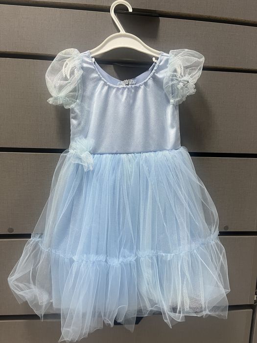 Rochita eleganta 5ani