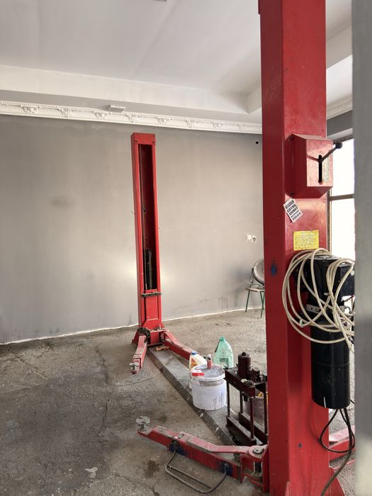 Podyomnik sotiladi estokada