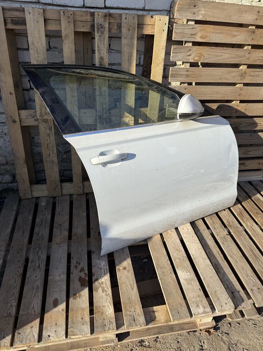 Врата предна дясна  за audi a6 c7.5 Предна врата