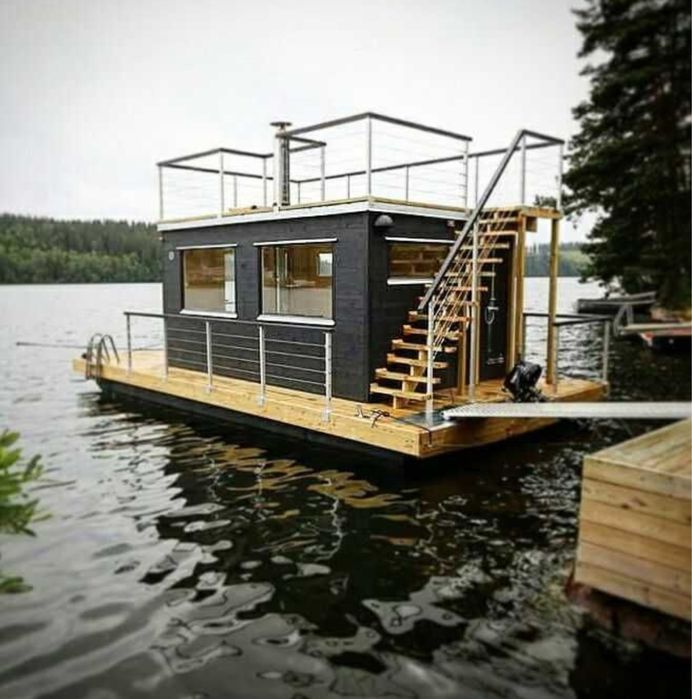 Casute plutitoare/ pontoane plutitoare/ terase plutitoare