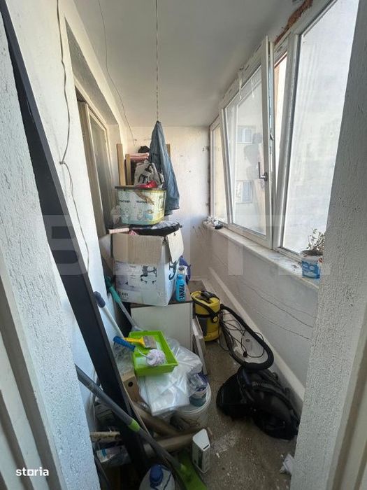 Apartament cu 3 camere,  zona Astra, parcare si boxa
