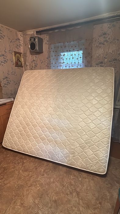 Продам кровать 180х200