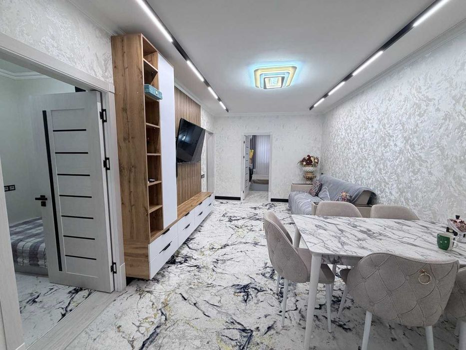 СРОЧНО !  Евро Квартира на Саламатина 3/3/5