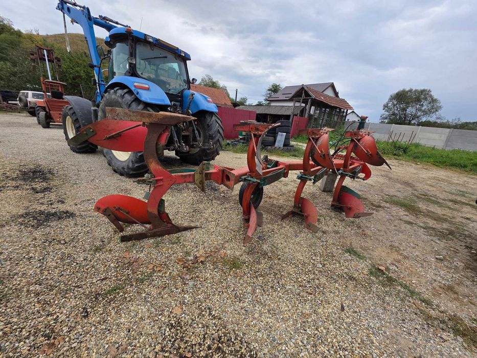 Plug reversibil Kverneland 3+1 brazde