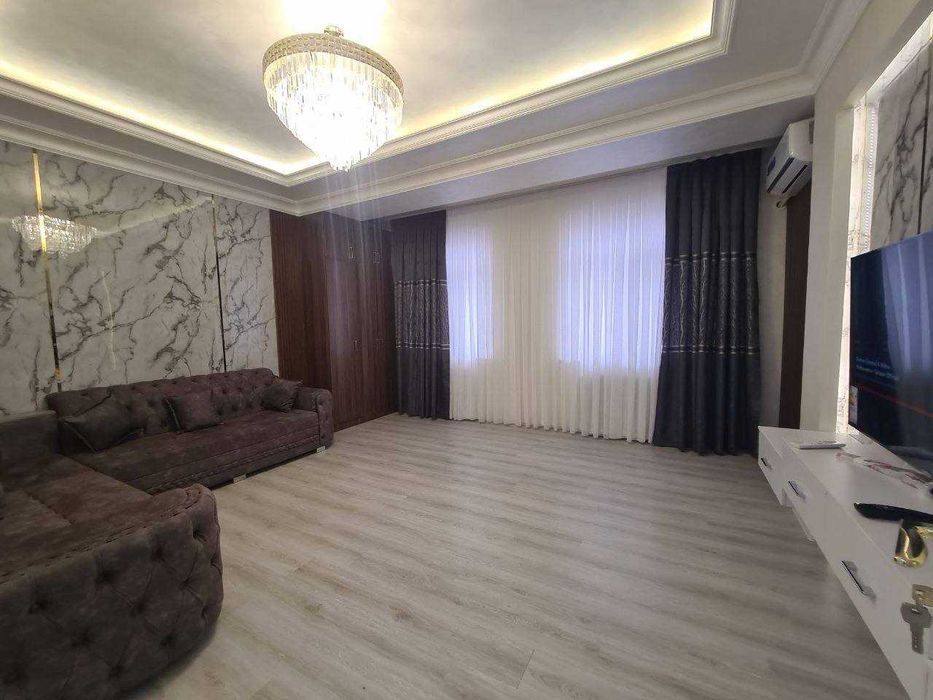 Айбек • Inter Nation • 2-комн • 56 м² • этаж 2/4 • [M:0389]