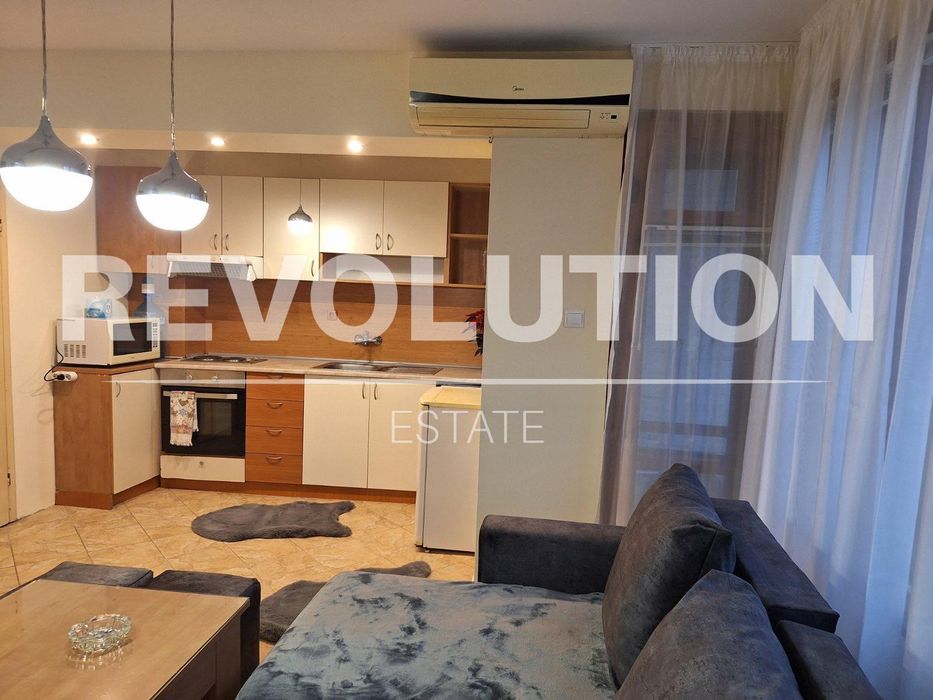 Дава се под наем Двустаен апартамент в Варна, Генералите - 54 кв.м за 500 € - Снимка #2