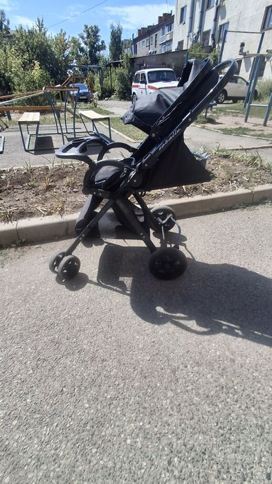 Продам детскую коляску