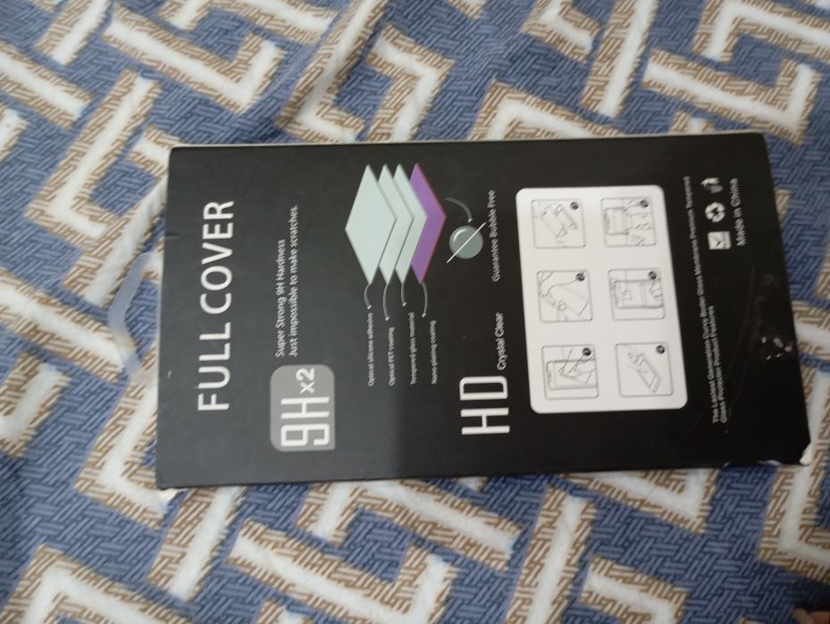 Защитка 6D для телефона. Срочно!