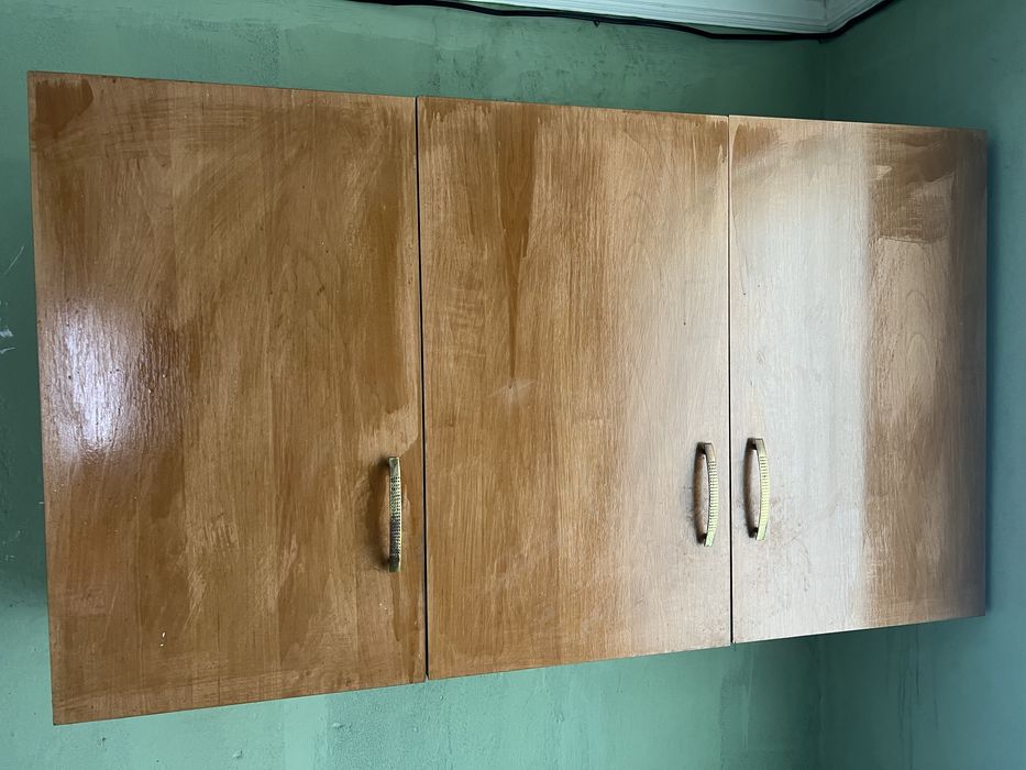 Кухонный шкаф