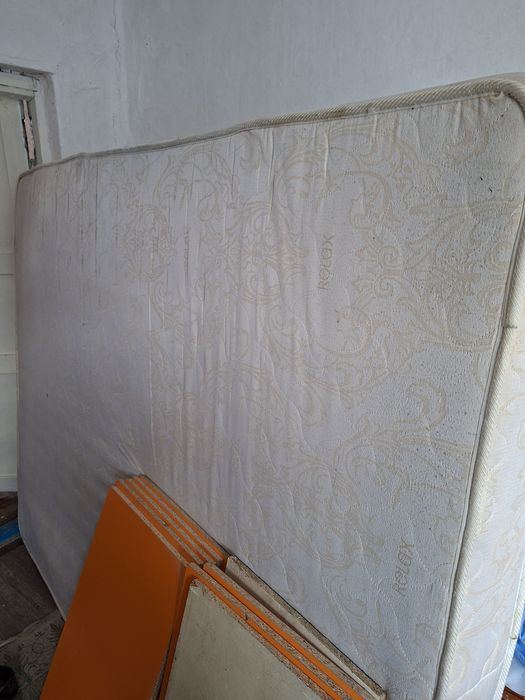 Срочно продам б/у тахту