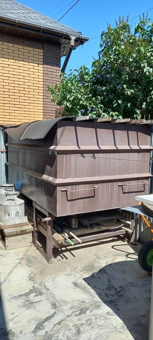 Емкость для Воды используется как Бассейн очень удобный