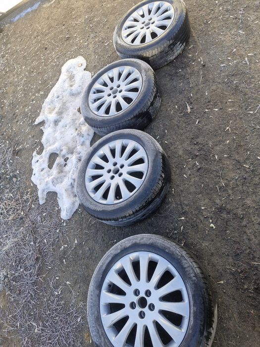 Продам комплект колес