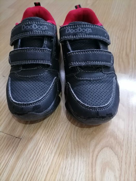 Лот обувки и сандали.