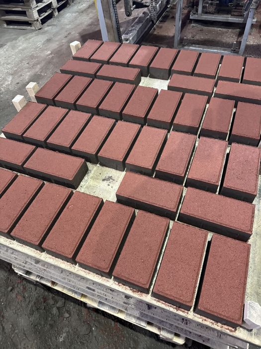 Бурсчатка и бордюр