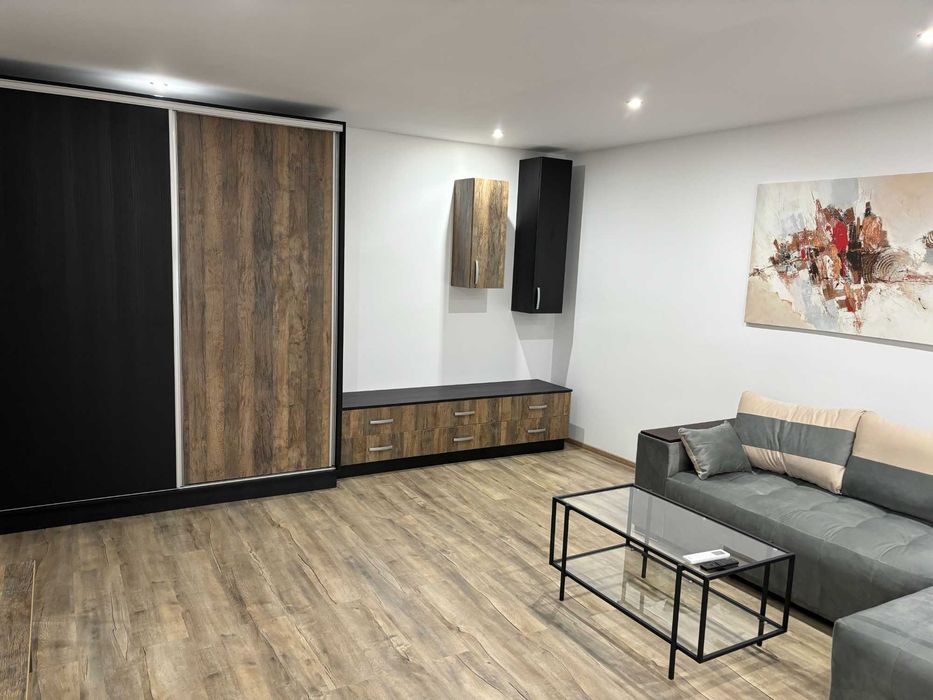 inchiriere apartament Calea Calarasilor-Restaurant la Mama