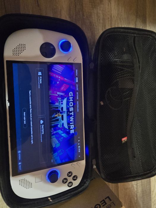 Конзола Lenovo Legion GO S