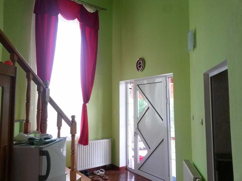 Vand Casa Cu Teren Loc Lapusel Lapusel Olx Ro