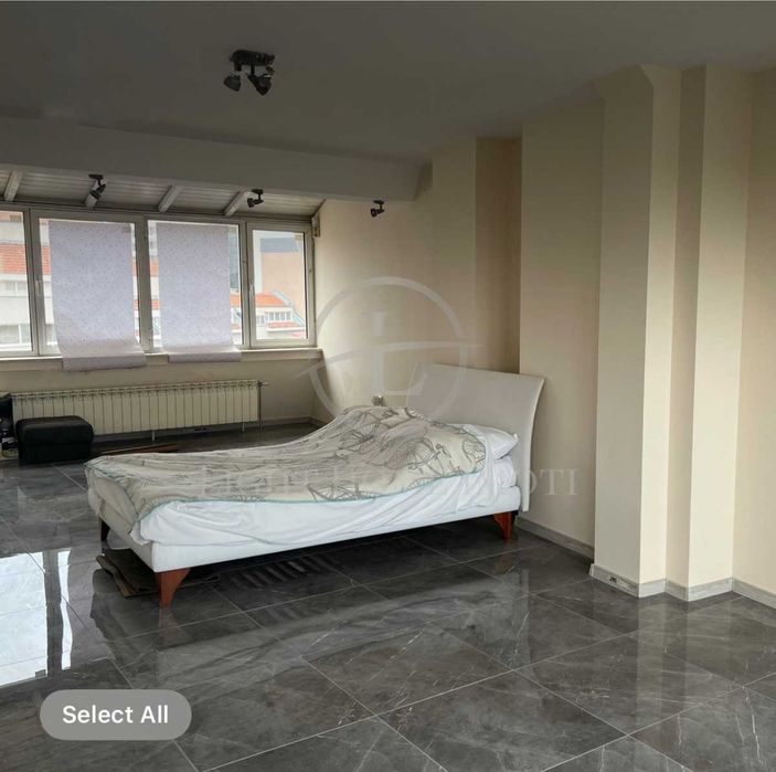 Продава се Тристаен апартамент в Пловдив, Кършияка - 220 кв.м за 2037 €/кв.м - Снимка #6
