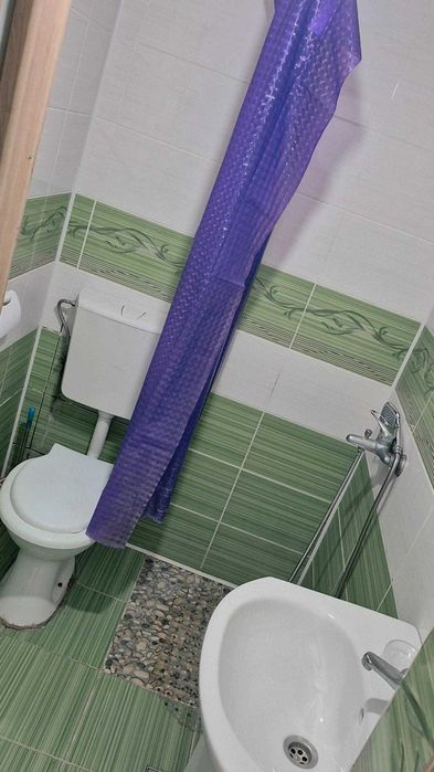 Gardonieră de vânzare