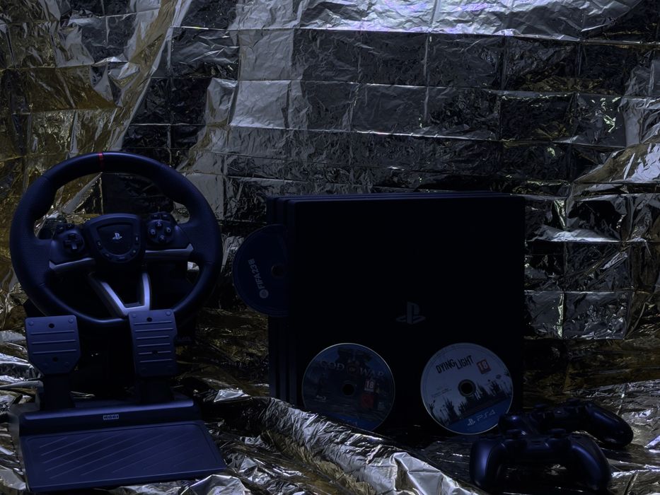 kit complet ps4 pro 1tb + 2 manete + 3 jocuri + volan + pedale + cabluri
