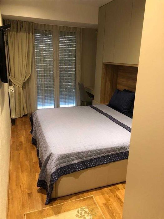 Дава се под наем Двустаен апартамент в Бургас, Център - 59 кв.м за 204 € - Снимка #1