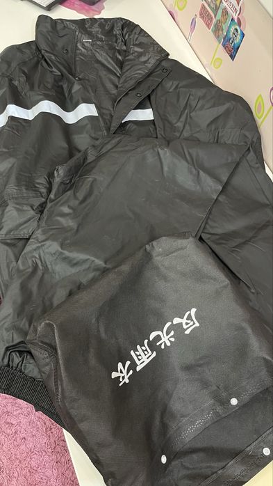 Продам дождевой мото костюм . Подойдет для всего.