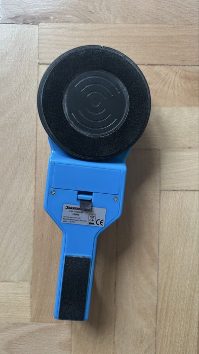 Detectoare metal, voltaj