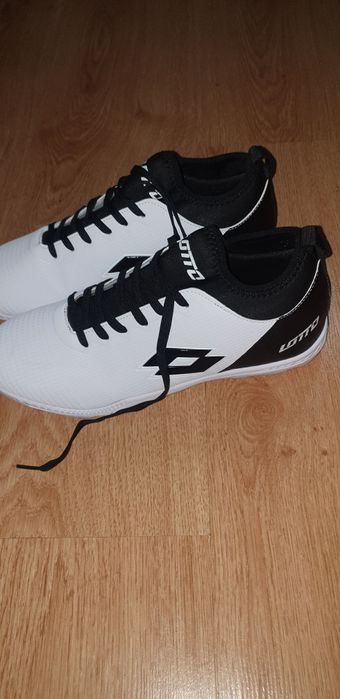 Кросовки футбольные сороконожка