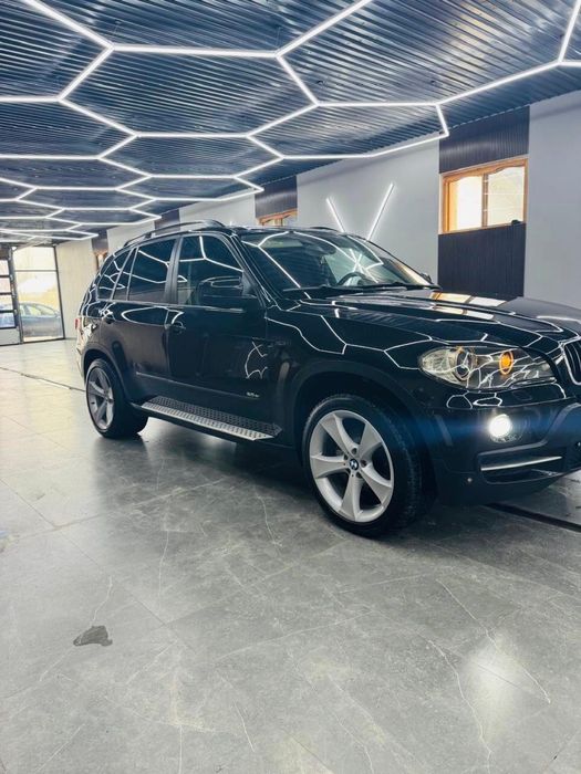 Продам х5 е70  2007г. 3.0