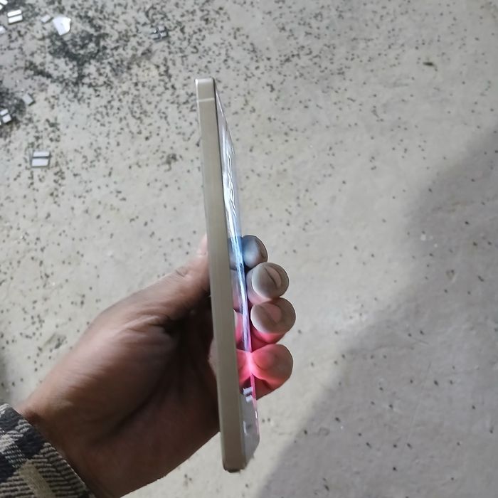 Samsung es 25 ultra dubay sastanyas yahsh br qol telefon