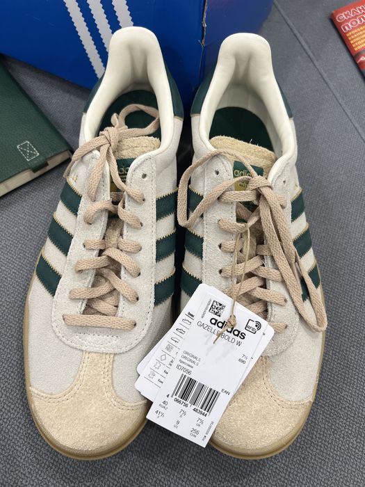 Продам кроссовки Адидас Gazelle