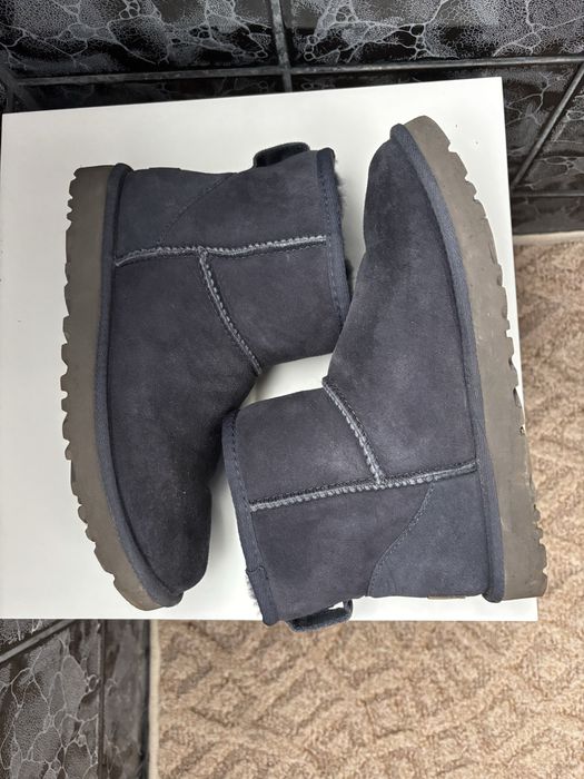 UGG Classic Mini Boot