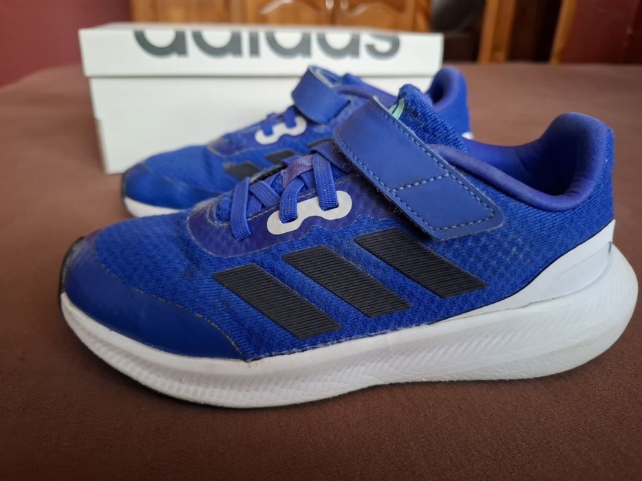 Детски маратонки adidas  33 номер