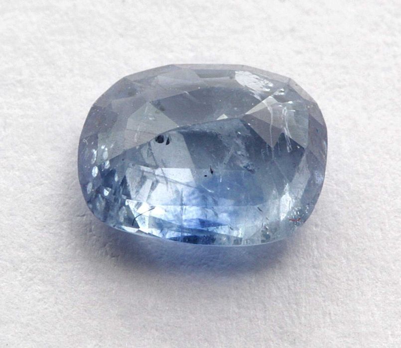 Сертифициран естествен виолетов Сапфир – 0,84 карата