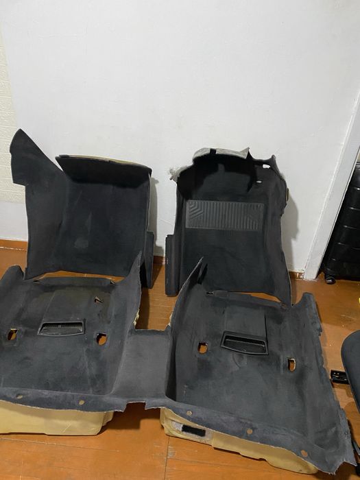 Продам полный салон велюр