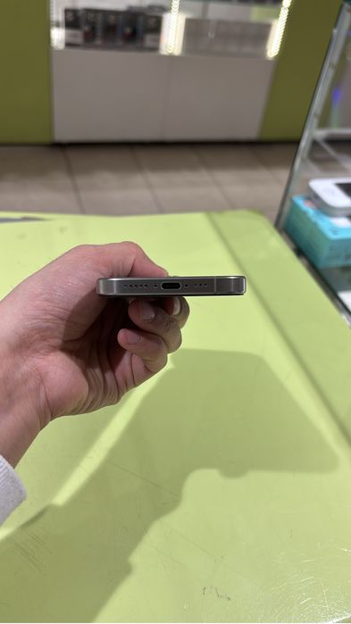 Продаю iPhone 15 pro 128Gb 87%