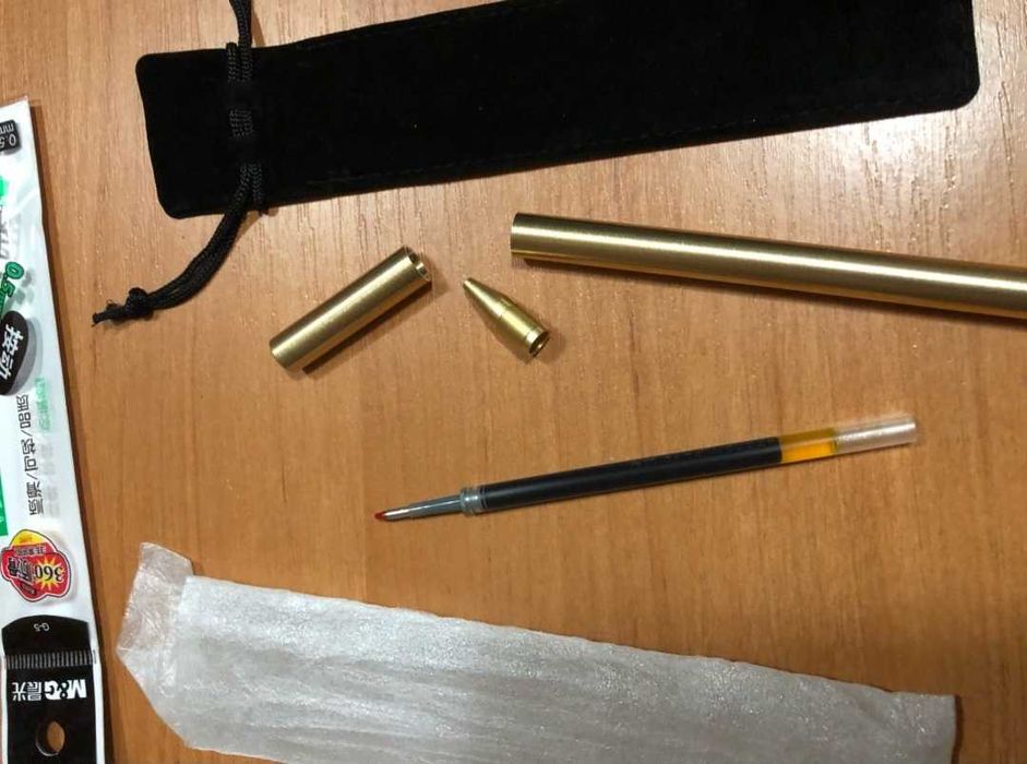 Масивна писалка тип "Tactical Pen"