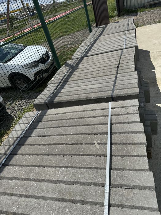Продам бордюры дорожные и тратуарные