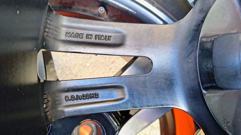 Лети джанти 20' 5х114,3 9J ET42 без криво и заварки.