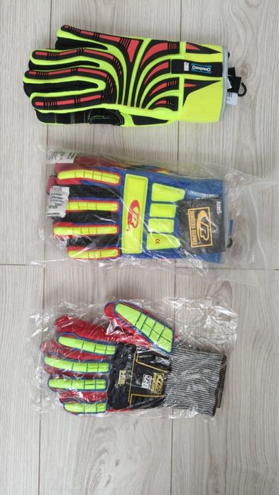 Продам перчатки противоударные и производственные.