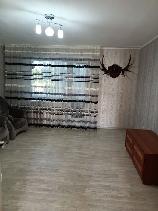 Продам трёхкомнатную квартиру