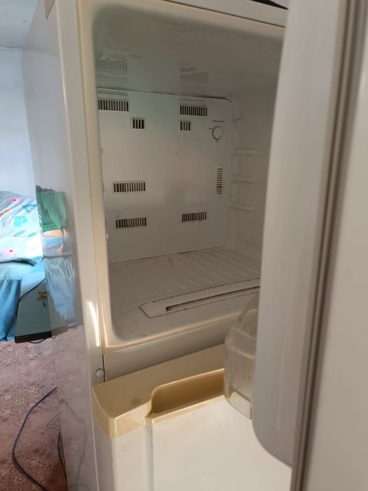 Продам холодильник!