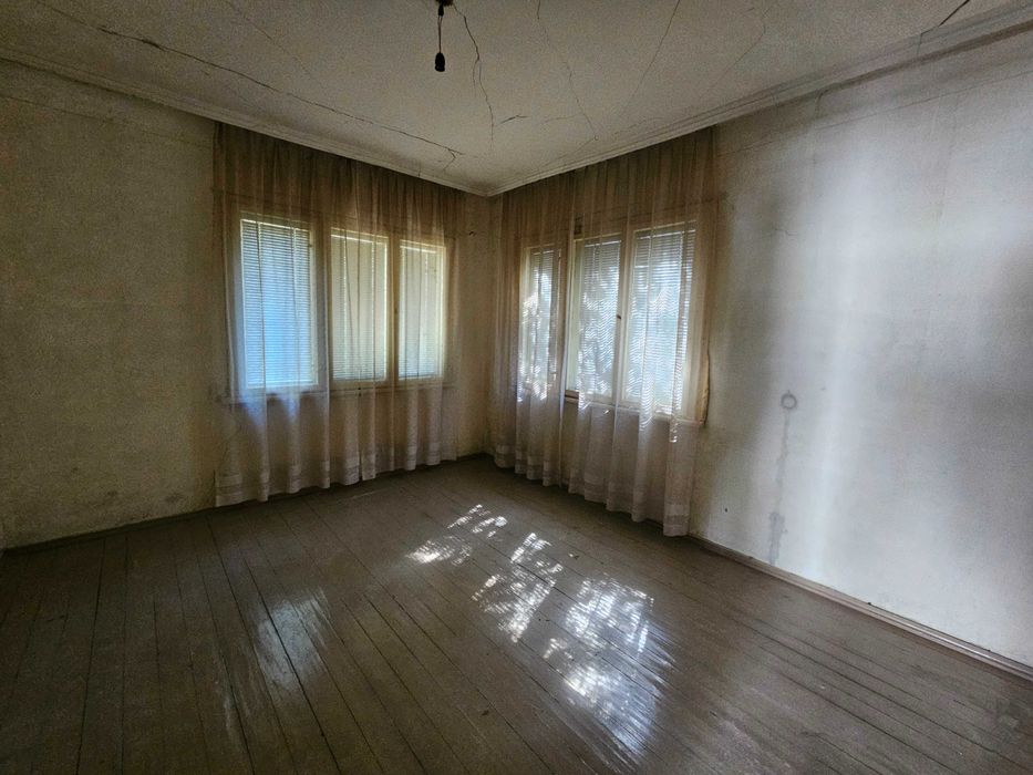 Продава се Къща в Горна Оряховица - 85 кв.м за 777 €/кв.м - Снимка #3