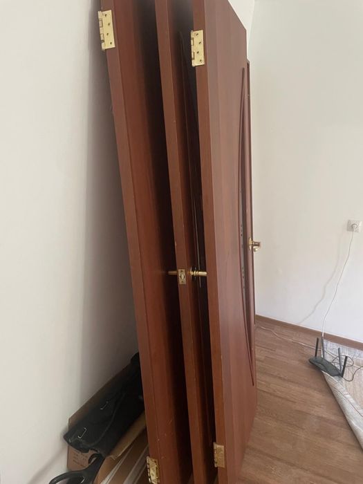 Продам двери межкомнатные