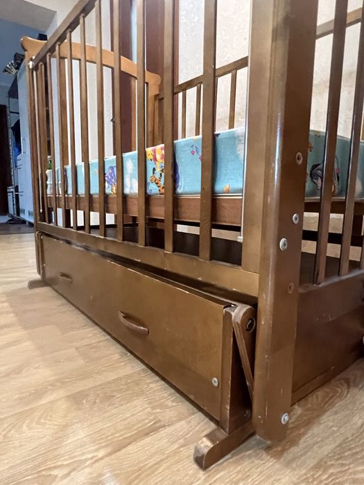 Кровать детская с матрасом