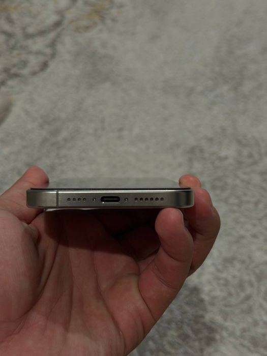 iPhone 15 promax natural titan 256 sim + e-sim