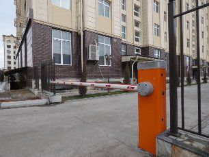 Секционные ворота