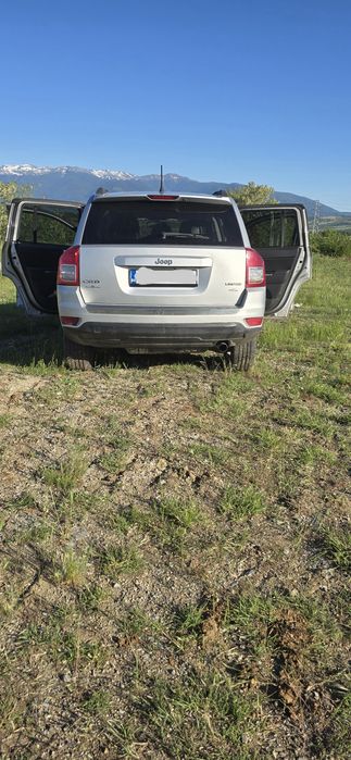 Продавам jeep compas 2.2 4x4