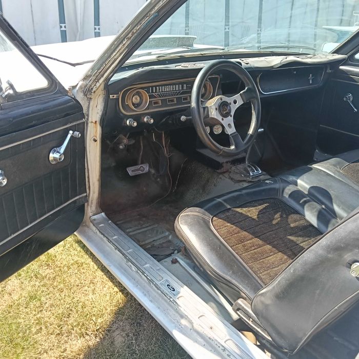 1965 Ford Mustang V8