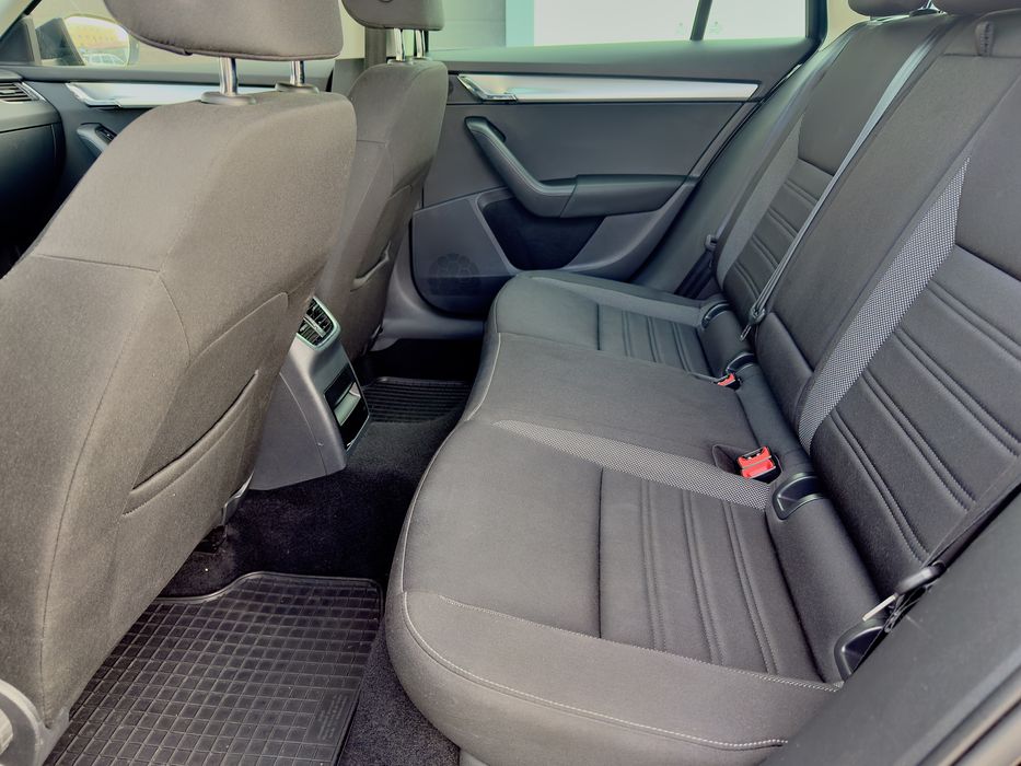 Skoda octavia 2.0 tdi bussines  4x4 / garantie /rate